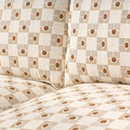 Canapé Grady recouvert de tissu Sunbrella et Kidproof, motif géométrique en laiton (86)