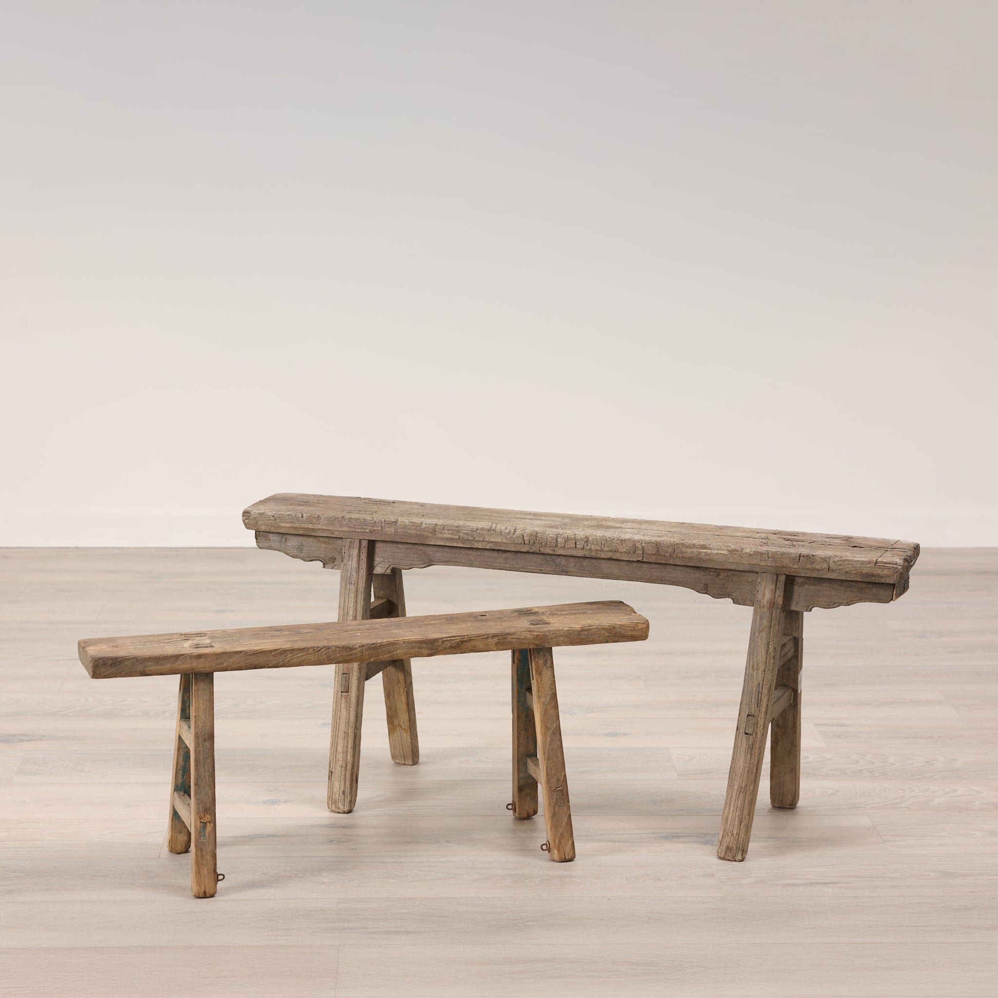 Banc de village simple et vintage