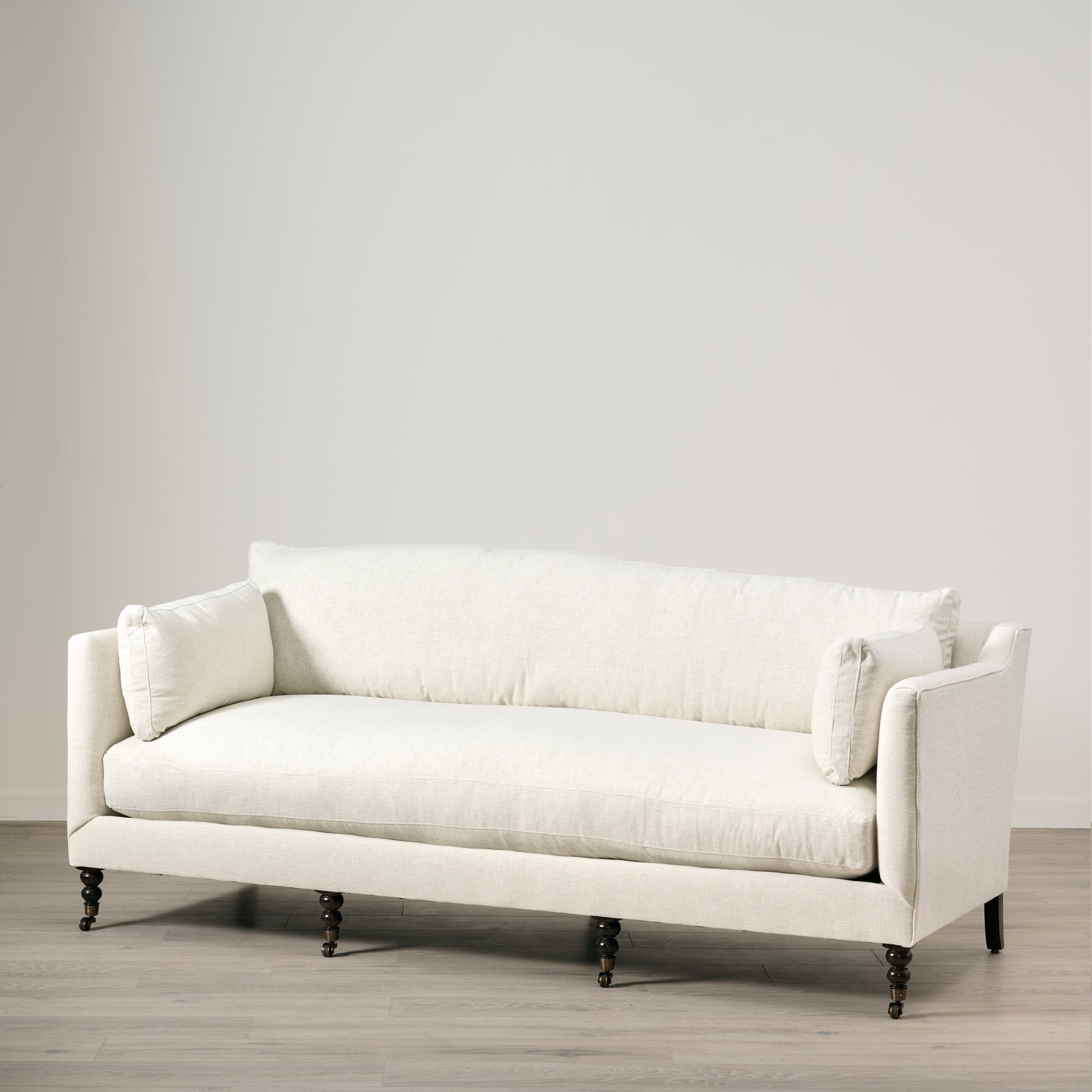 Canapé Madeline en coloris Blanc Os Performance (90")