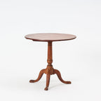 Table à thé ancienne à plateau inclinable, vers 1830-1850