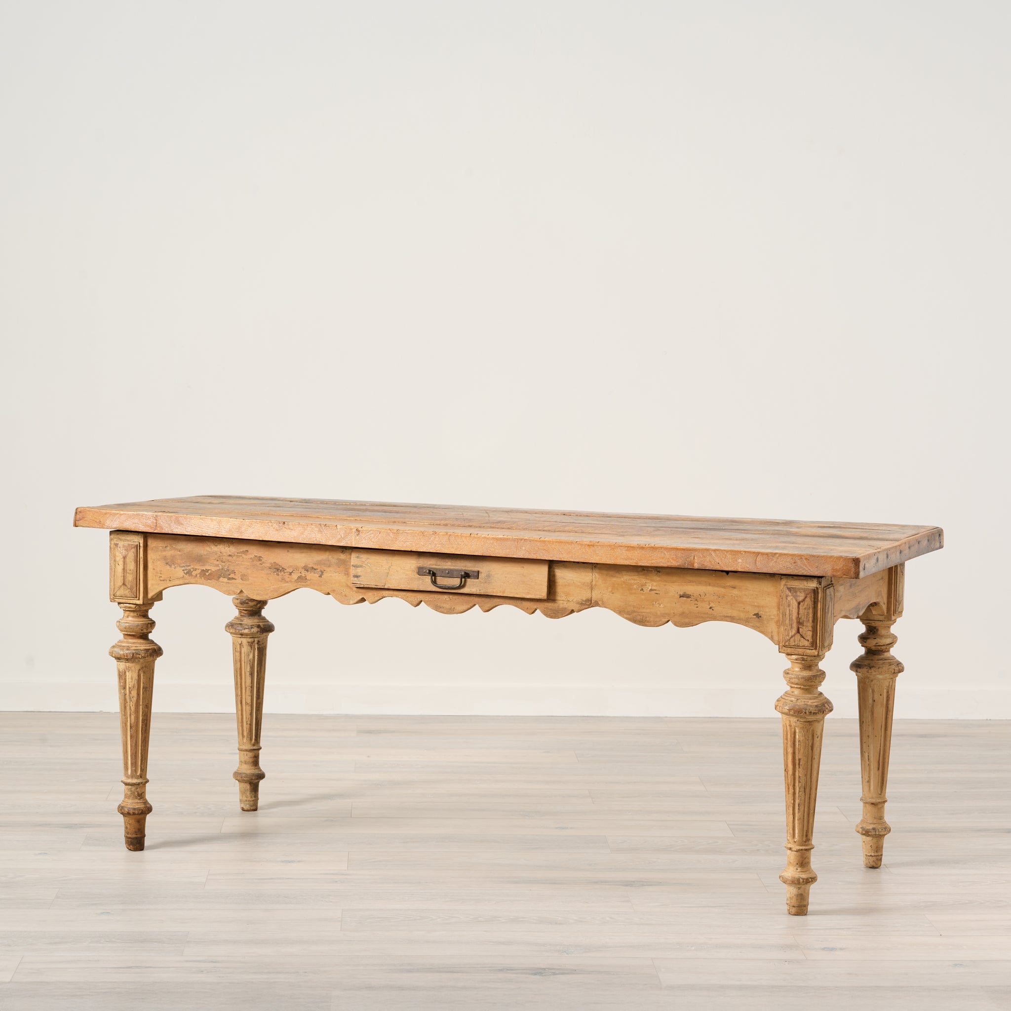 Table de ferme française ancienne du XIXe siècle