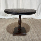 Table ronde en bois vintage du Guatemala