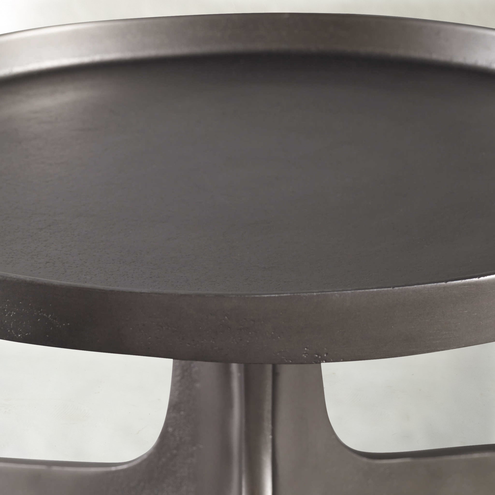 Table d'appoint Kenward en nickel
