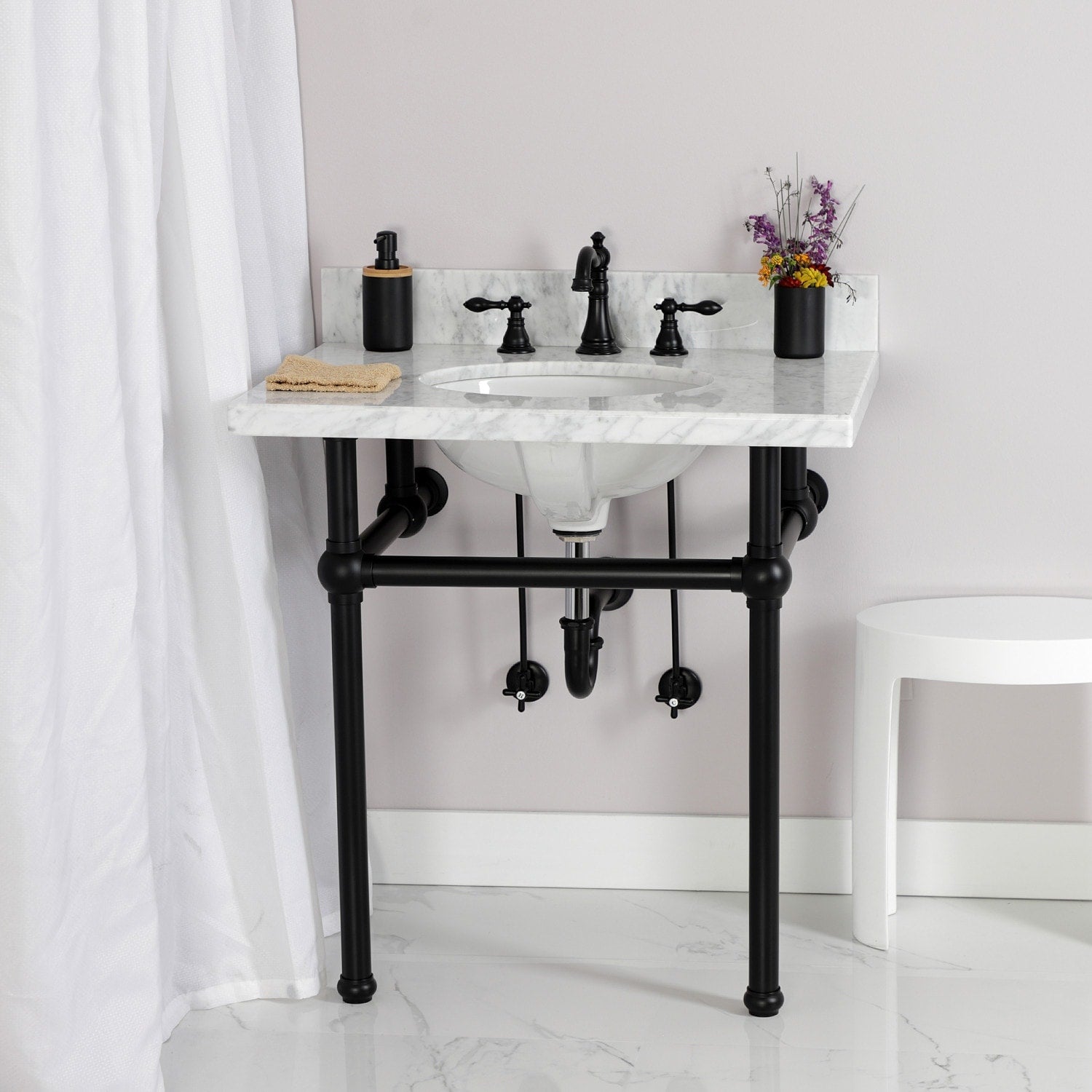 Robinet de salle de bain à entraxe large de style classique américain