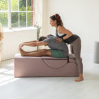 Chaise longue convertible Avana Kami / Yoga et massage - Pouf 2 en 1 avec fauteuil de yoga dépliable dissimulé, Microvelours - Non disponible