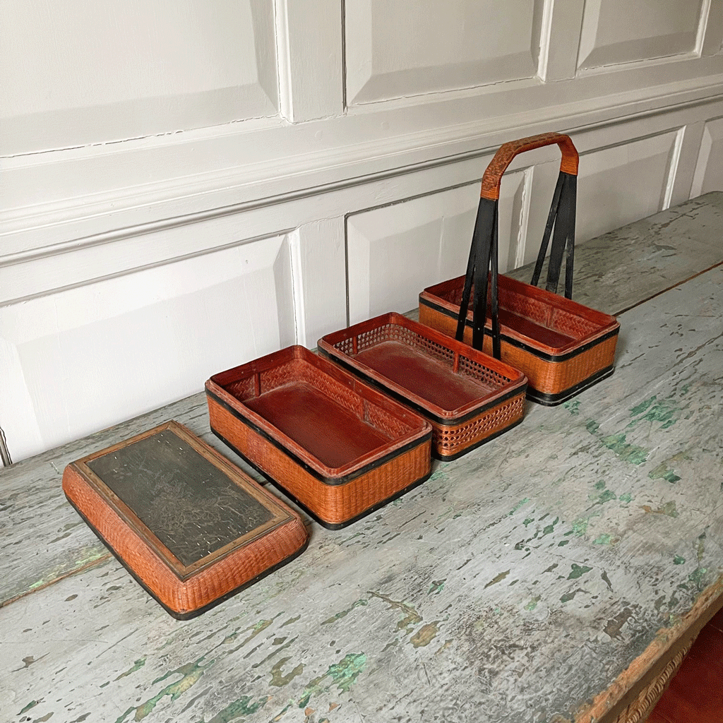 Boîte alimentaire vintage anglaise de style colonial