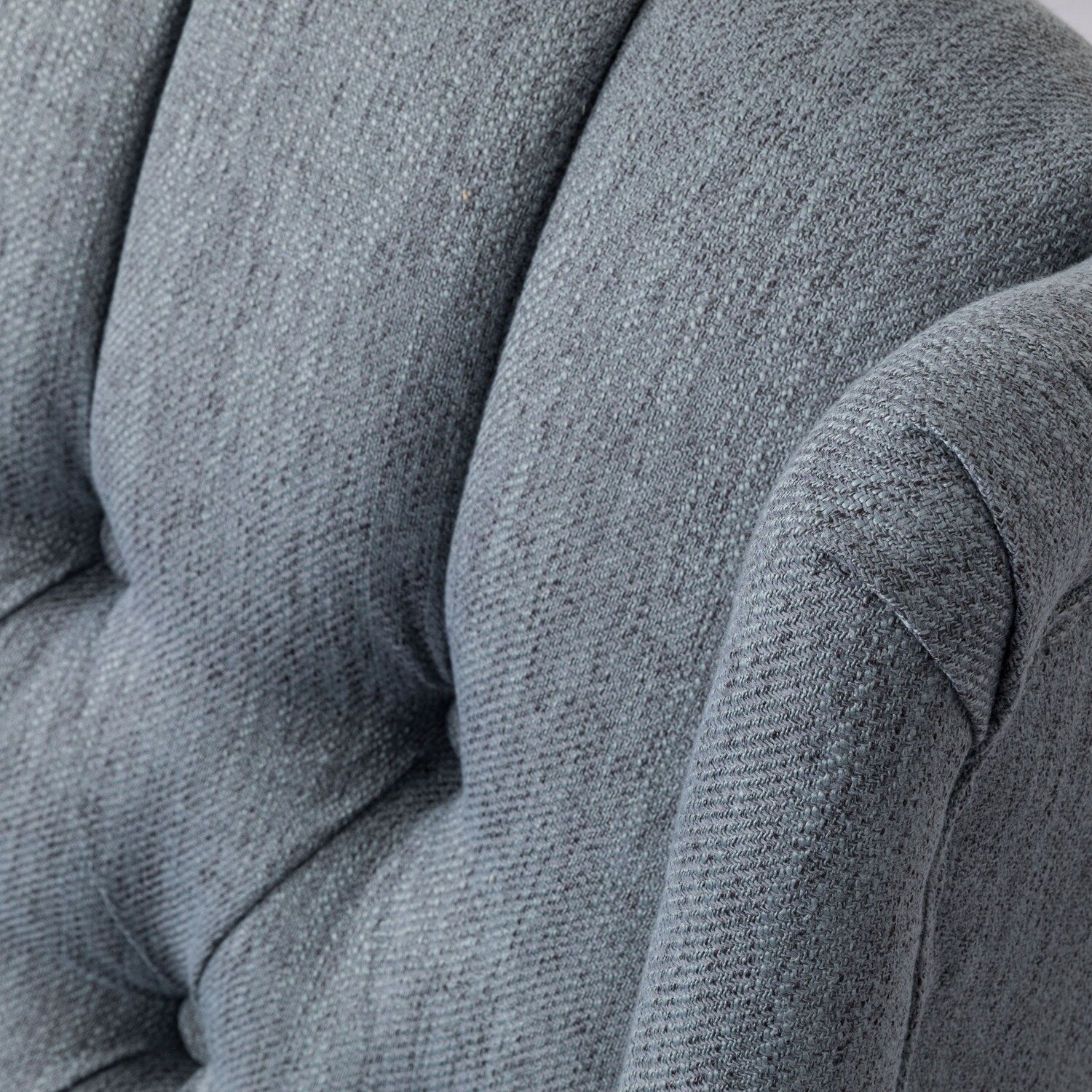 Versatile Manual Recliner Chair with Timeless Design