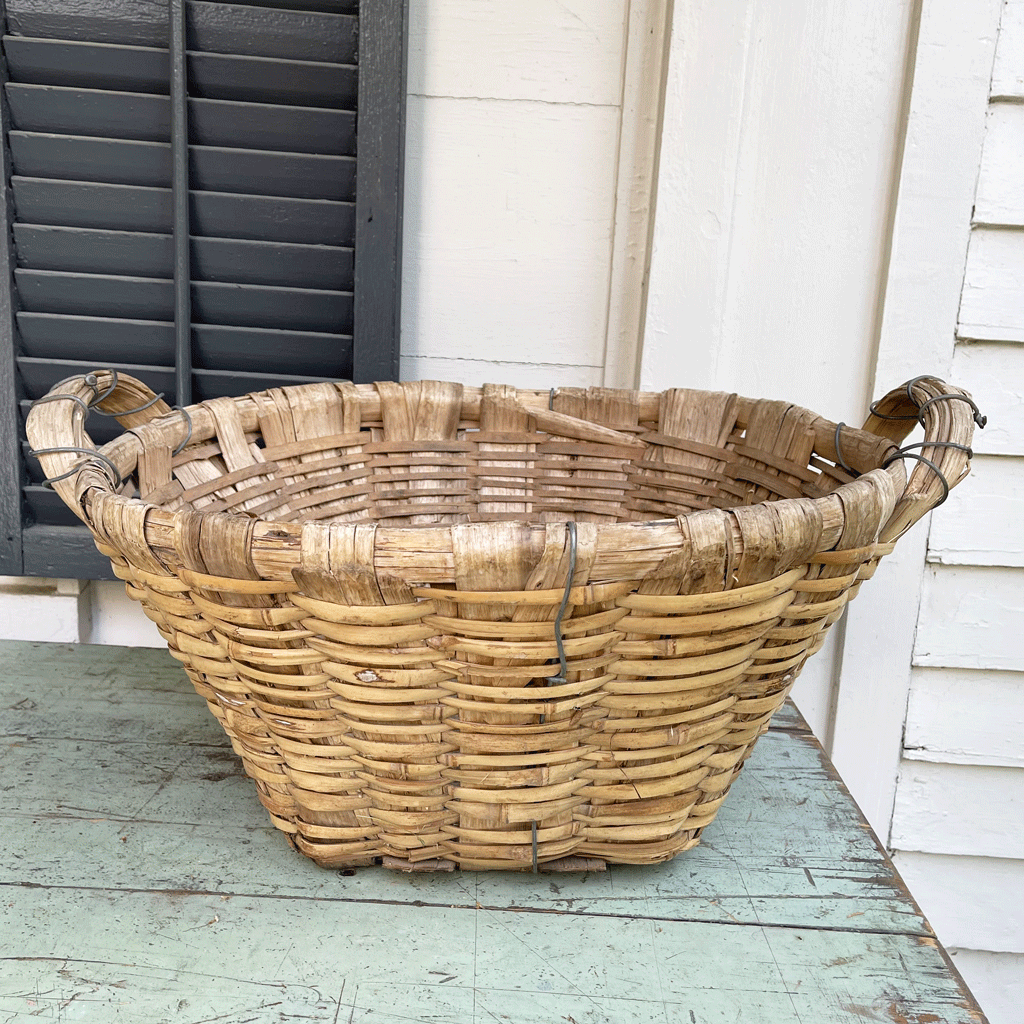 Panier vintage en lattes de bois - B