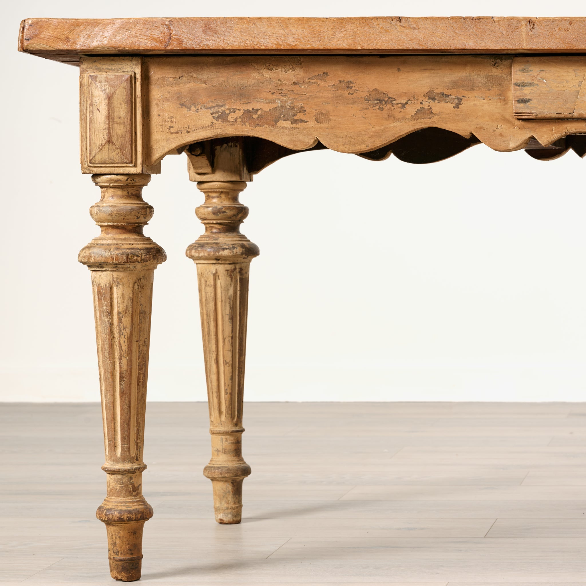 Table de ferme française ancienne du XIXe siècle