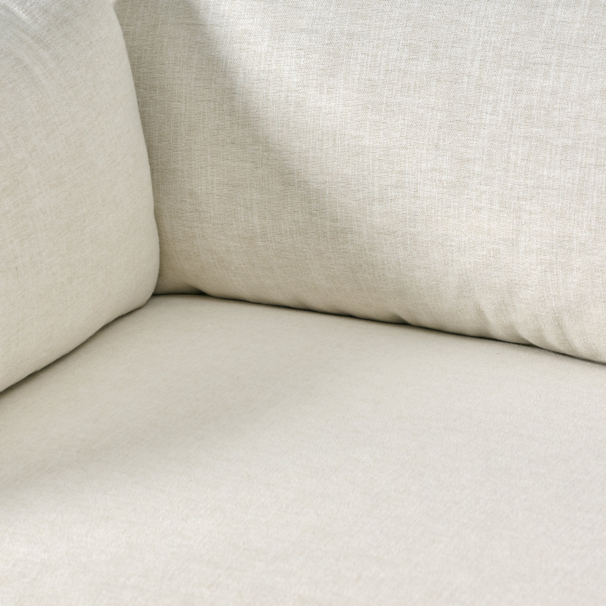 Canapé Madeline en coloris Blanc Os Performance (90")