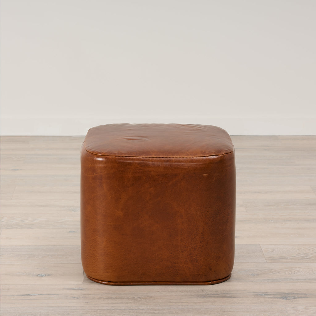Pouf Ames en cuir marron châtaigne