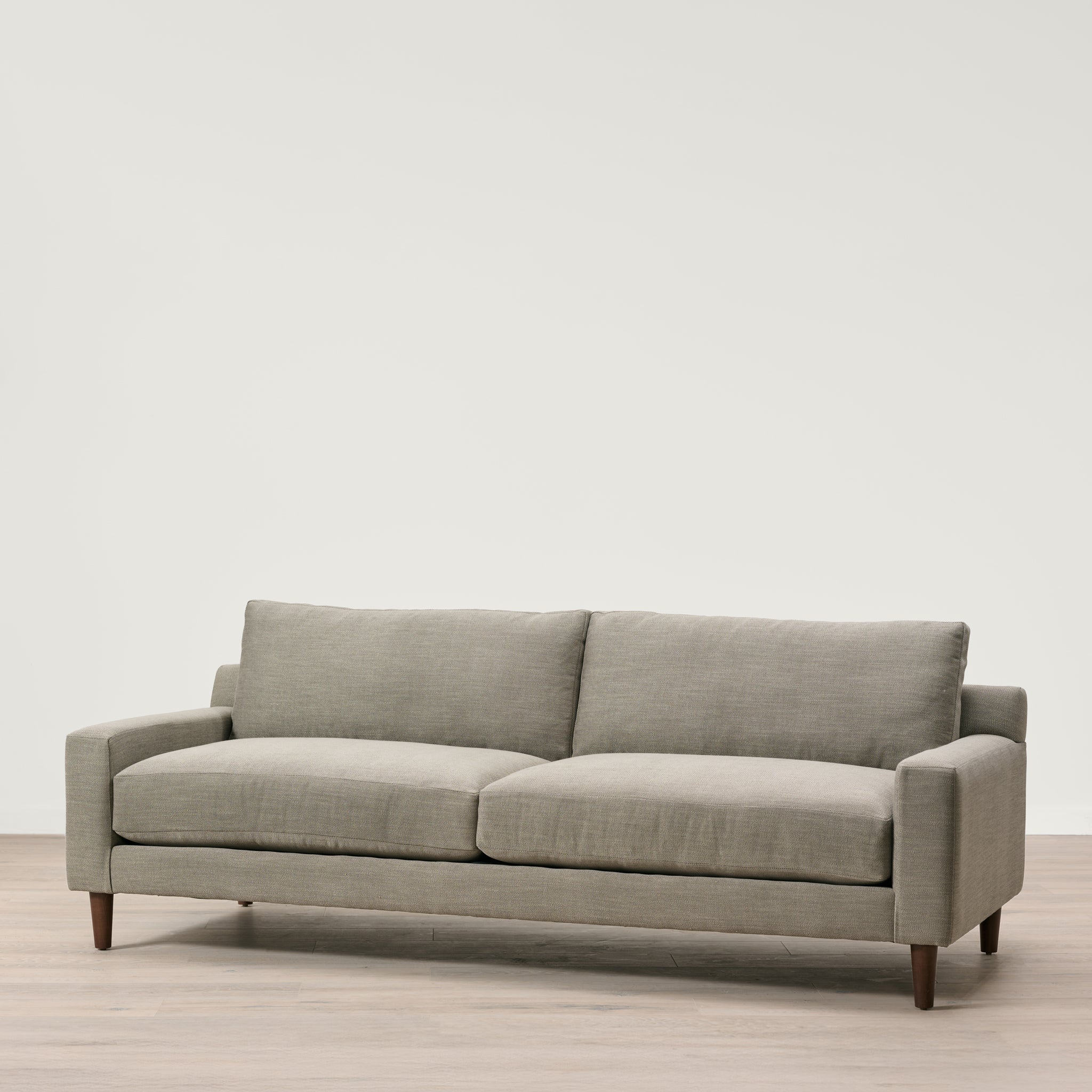 Canapé Alder en coloris Performance Stone Greige (90)