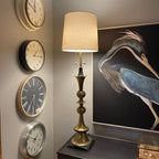 Paire de lampes de table vintage hautes en laiton gaufré