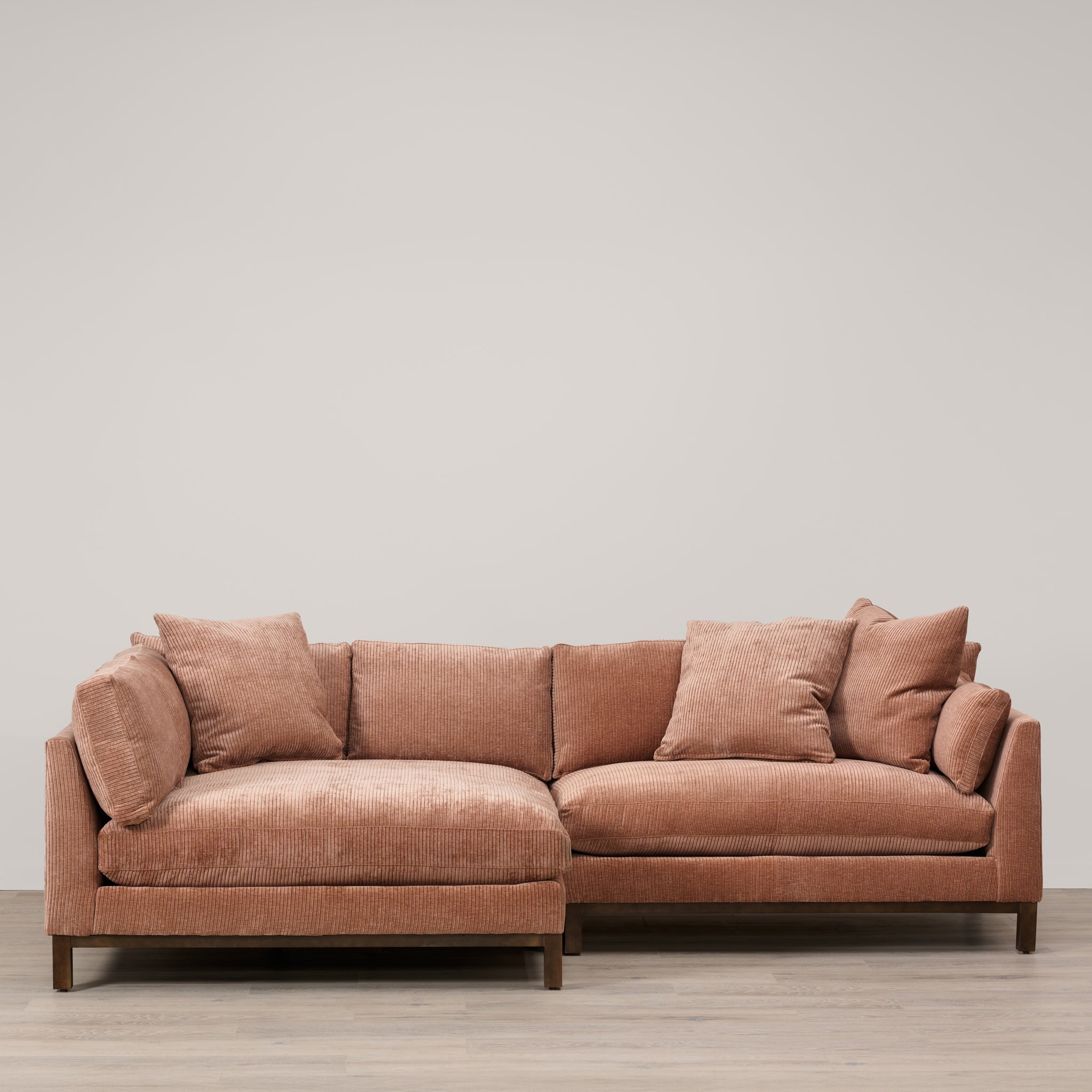 Canapé d'angle Boden Cuddler en terre cuite rustique robuste