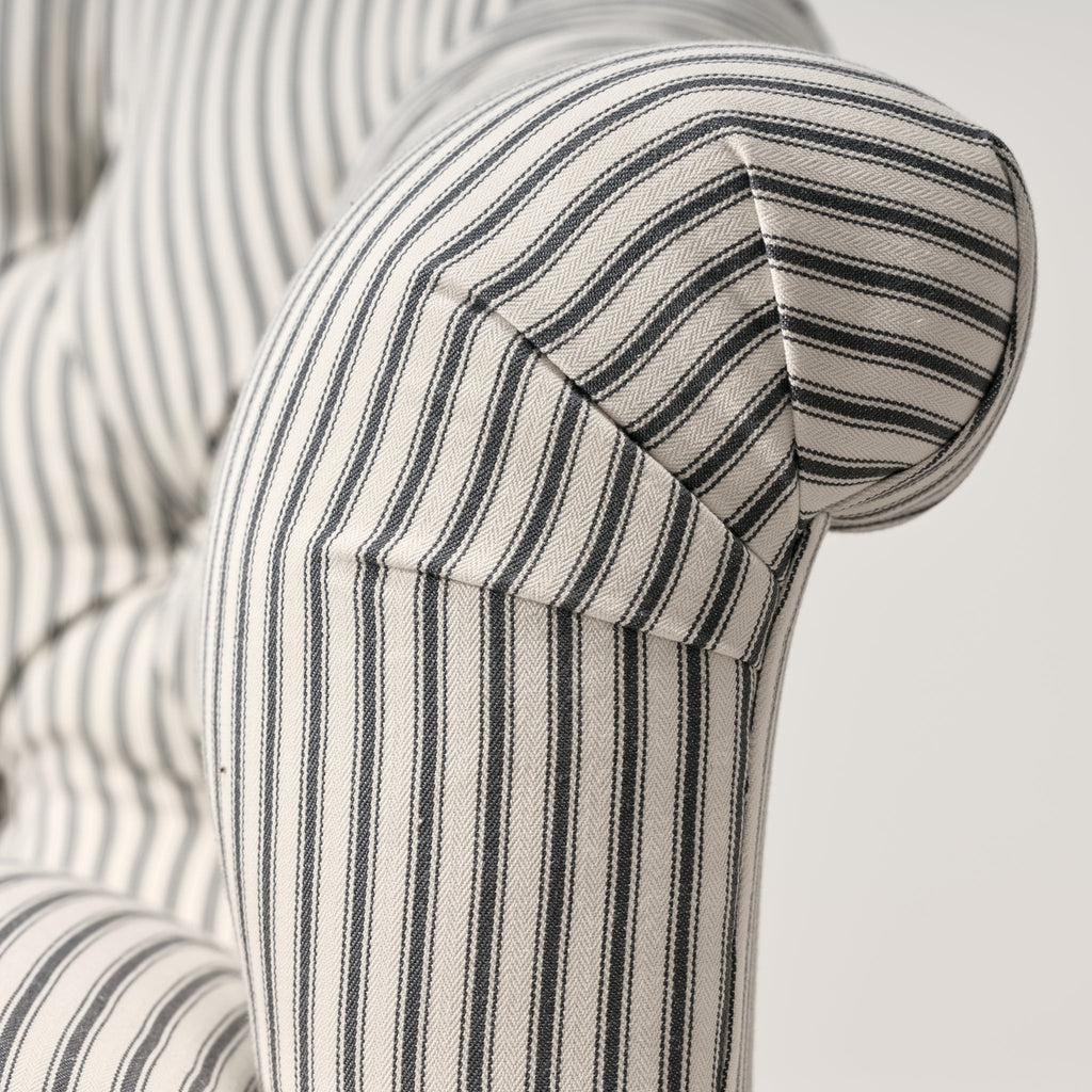 Canapé Ella en coloris French Ticking Charcoal (83)